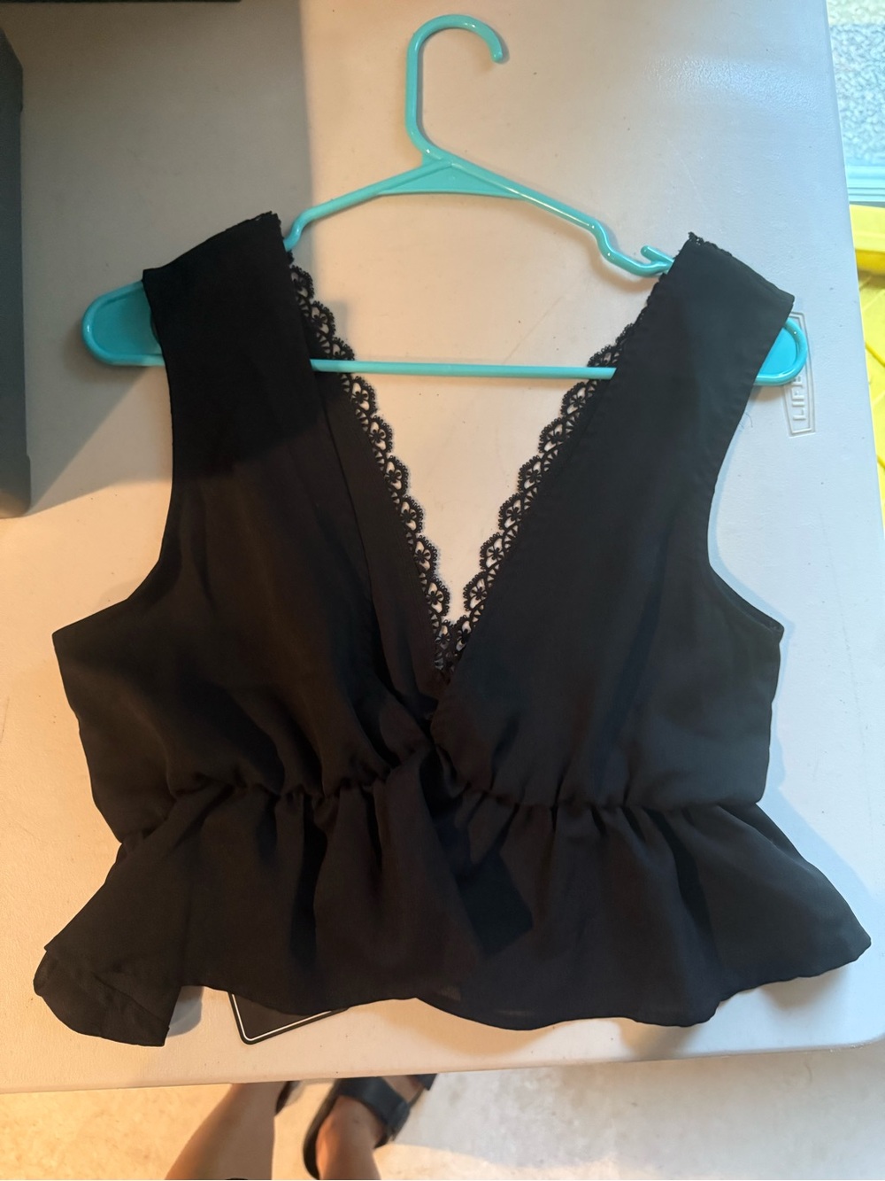 ZAFUL Women's Black Lace-Trim V-Neck Peplum Top